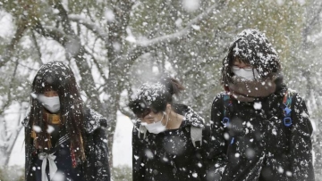 Hujan Salju di Jepang Mulai Turun di Sebagian Besar Wilayah (1)