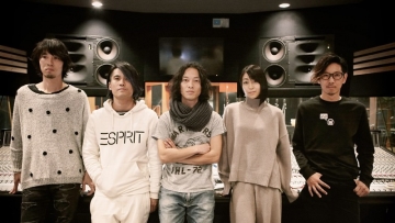 aramajapan_utada-hikaru-the-back-horn