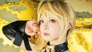 Foto-foto Cosplayer Cantik yang Menyimpan Rahasia Mengejutkan