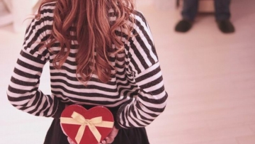 Waktu yang Tepat Memberikan Cokelat Menurut 2000 Orang Jepang (1)