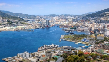 retina_pixta_17100666_S