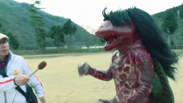 Gajiro, Maskot Jepang Menyeramkan Yang Bintangi Film Horor, dan Menjual Kare (1)