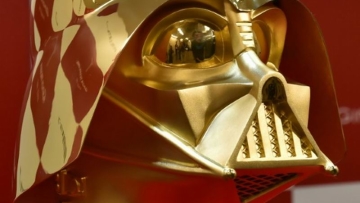 Rayakan Ulang Tahun Star Wars, Jepang Buat Topeng Darth Vader Senilai 154 Juta Yen (1)