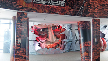 Wah, Tokyo Skytree Berhasil Dikuasai Oleh Attack On Titan! (1)