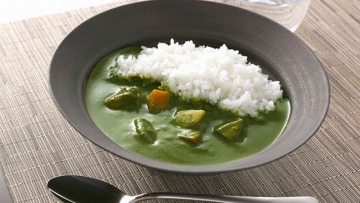 Kalau Berkunjung Ke Kyoto, Jangan Lupa Cicipi Kare Rasa Matcha Ini! (1)