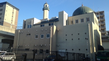Fukuoka_Mosque_20150809-2