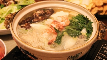 Membuat Mizutaki, Nabe Yang Paling Populer Selama Musim Dingin