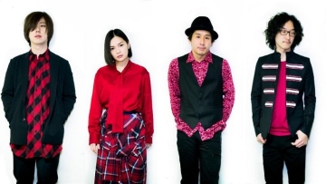 Band YUI, FLOWER FLOWER Luncurkan Album Terbarunya Yang Berjudul Spotlight Band YUI, FLOWER FLOWER Luncurkan Album Terbarunya Yang Berjudul Spotlight