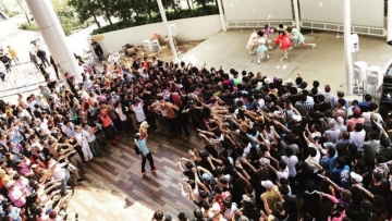 5 Kelakuan Wota Jepang Yang Bakal Bikin Kamu Geleng-Geleng Kepala