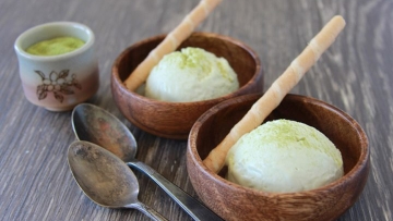 japanese-green-tea-ice-cream-3-721x495
