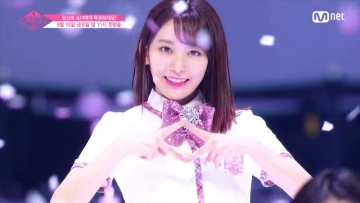 Sakura Miyawaki Jadi Center Produce 48, Netizen Mengapa Mereka Semua Berkedip 2 Sakura Miyawaki Jadi Center Produce 48, Netizen Mengapa Mereka Semua Berkedip 2