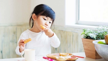 01-learn-what-works-Heres-Why-Japanese-Children-Are-the-Healthiest-in-the-World_510693205-ucchie79-ft 01-learn-what-works-Heres-Why-Japanese-Children-Are-the-Healthiest-in-the-World_510693205-ucchie79-ft