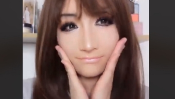 Eyung Crossdressing Store Tawarkan Bodysuits dan Masker Silikon Yang Terlihat Seperti Asli