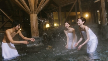 Mandi bersama pria dan wanita? Ini 5 rekomendasi onsen di daerah tohoku yang bisa kamu coba