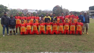Muhammad Imam Abrielleo Syalwa Illaura bersama tim Persekam Metro FC U-17 (Baris kedua, ke tiga dari kanan)