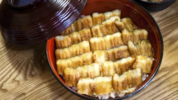 Conger eel rice bowl