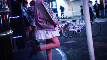Night Views of Kabukicho As Dealmaking in Escort Bars Thrives in Pockets of Asia