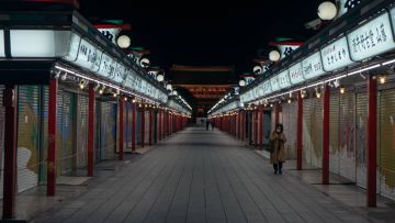 Suasana sepi di Tokyo