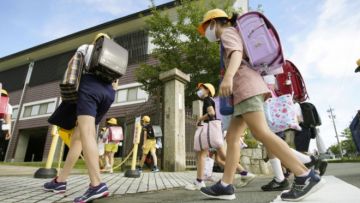 sekolah kembali dibuka covid-19 japanesestation.com