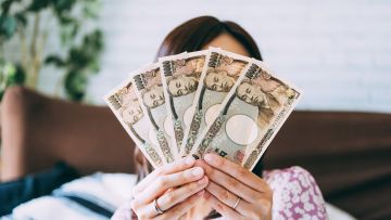 wanita Jepang gaji japanesestation.com