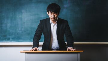 Guru Jepang Guru Jepang