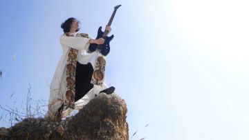 pastor Jepang musik rock japanesestation.com