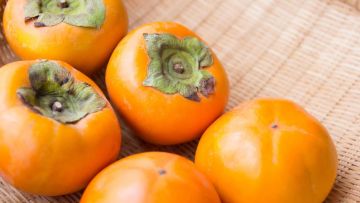 buah kesemek musim gugur