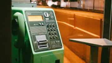 telepon umum Jepang japanesestation.com
