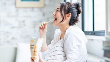 Makan camilan Makan camilan