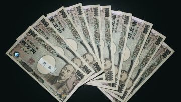 uang jepang 10.000 yen japanesestation.com