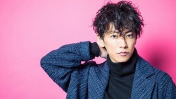 Takeru Sato aktor kamen rider terganteng japanesestation.com