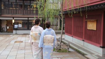 Seharian di Kanazawa, Bisa Kemana Aja Sih?