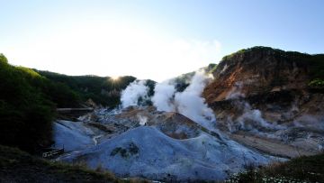 Jigokudani, sumber air panas Neboribetsu Onsen Jigokudani, sumber air panas Neboribetsu Onsen