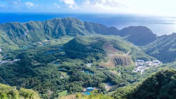 Aogashima, pulau volkanik yang masih ditempati penduduk (Website/The Gate) Aogashima, pulau volkanik yang masih ditempati penduduk (Website/The Gate)