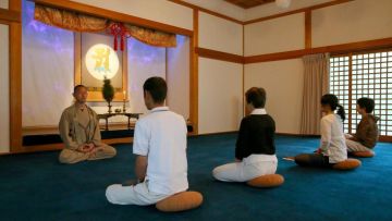 Menginap dan Melakukan Aktivitas Bersama Biksu di Kuil Jepang (Website/booking.com) Menginap dan Melakukan Aktivitas Bersama Biksu di Kuil Jepang (Website/booking.com)