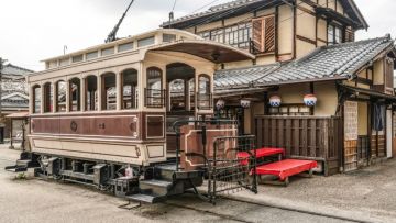 Kereta trem di Meiji Mura (Japan Today). Kereta trem di Meiji Mura (Japan Today).