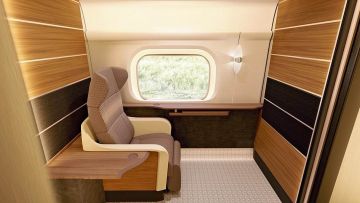 Dua kompartemen pribadi akan dipasang di setiap kereta model terbaru (Central Japan Railway Co.) Dua kompartemen pribadi akan dipasang di setiap kereta model terbaru (Central Japan Railway Co.)