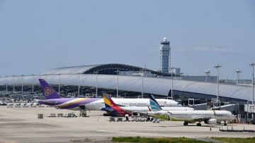 Bandara Internasional Kansai mengurus 10 juta bagasi di tahun 2023 (Osaka-Info). Bandara Internasional Kansai mengurus 10 juta bagasi di tahun 2023 (Osaka-Info).