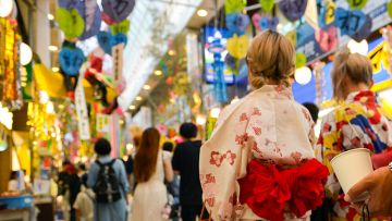 Suasana festival tanabata Festival Musim Panas yang Bisa kamu Nikmati Akhir Pekan ini di jepang