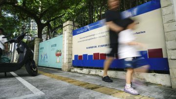 Foto lokasi penikaman anak usia 10 tahun asal Jepang di Shenzen pada Rabu (18/09) lalu (Kyodo). Foto lokasi penikaman anak usia 10 tahun asal Jepang di Shenzen pada Rabu (18/09) lalu (Kyodo).
