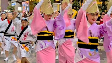 Parade para penari pada festival Asakusa Awa Odori (Asakusa Tourism Federation) Parade para penari pada festival Asakusa Awa Odori (Asakusa Tourism Federation)