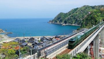 Twilight Express Mizukaze Twilight Express Mizukaze kereta wisata mewah terbaik di Jepang