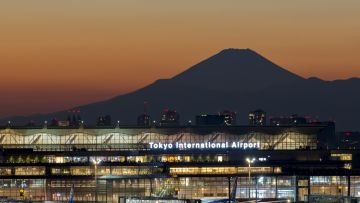Bandara Internasional Haneda (Skytrax) Bandara Internasional Haneda jadi daftar bandara terbaik di dunia