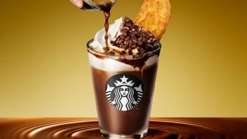 Starbucks Jepang Rilis Valentine’s Day Frappuccino & Kue Wafel