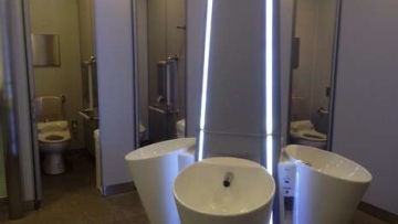 3a 085149_toilet1