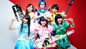 Band Gacharic Spin membawakan lagu penutup baru Dragon Ball Z Kai