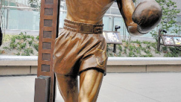 Berbagai karakter anime diabadikan di Nerima, Jepang