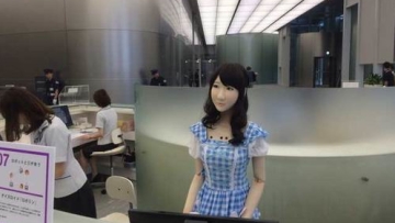 Di Jepang, robot Yukirin bisa bekerja kantoran lho! (2)