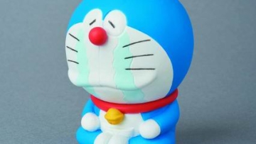 Figure Doraemon yang sedang menangis dirilis oleh Medicom Toy (1)