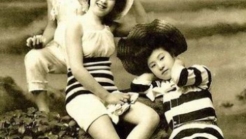 Geisha Berbaju Renang Dari Masa Jepang Kuno (4)